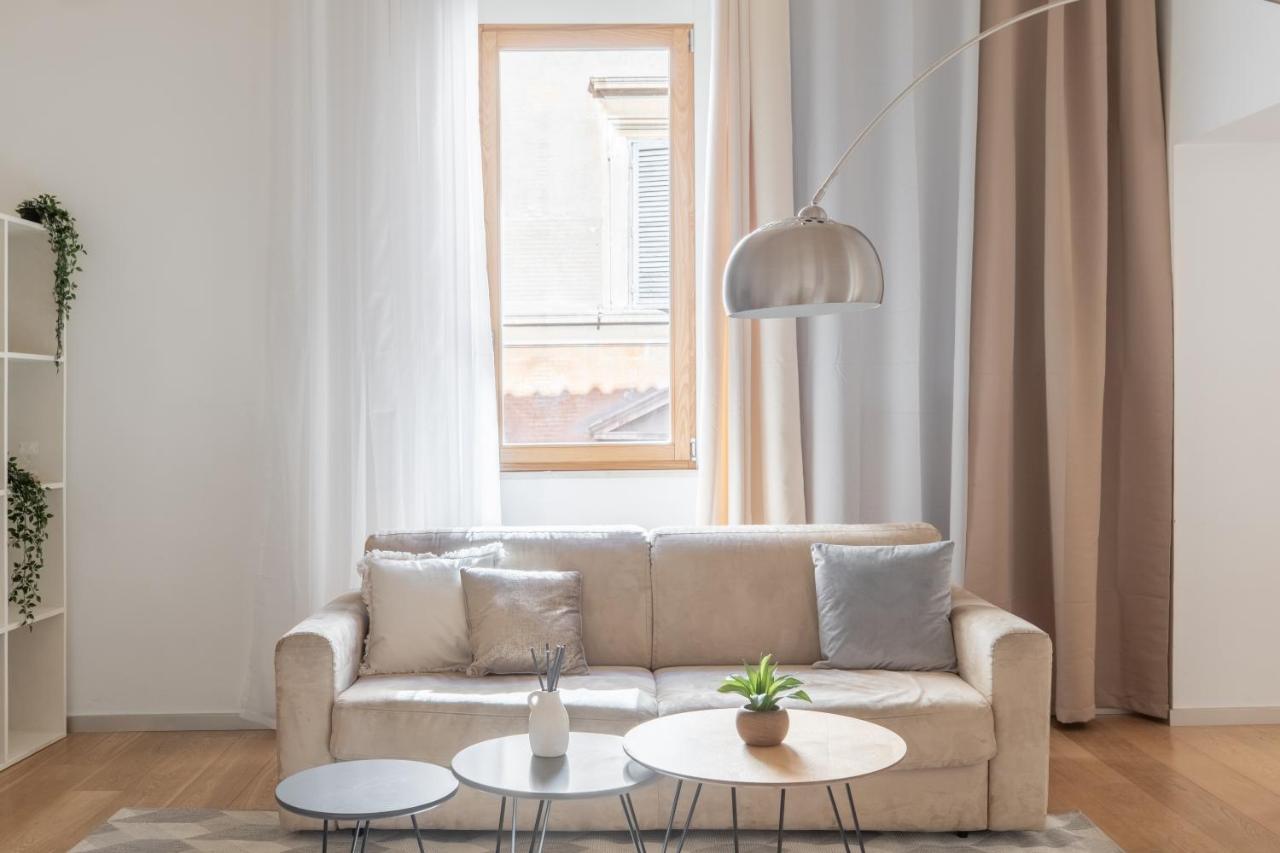Iflat Navona White And Stylish Apartment Rome Luaran gambar